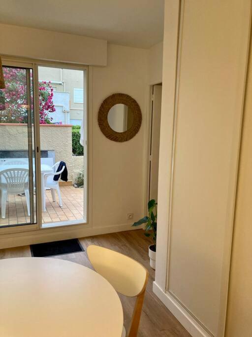 Le Grand Large 3 Pieces En Rez De Jardin, Avec Terrasse Et Acces Direct A La Plage A Pied Ле Баркарес Экстерьер фото