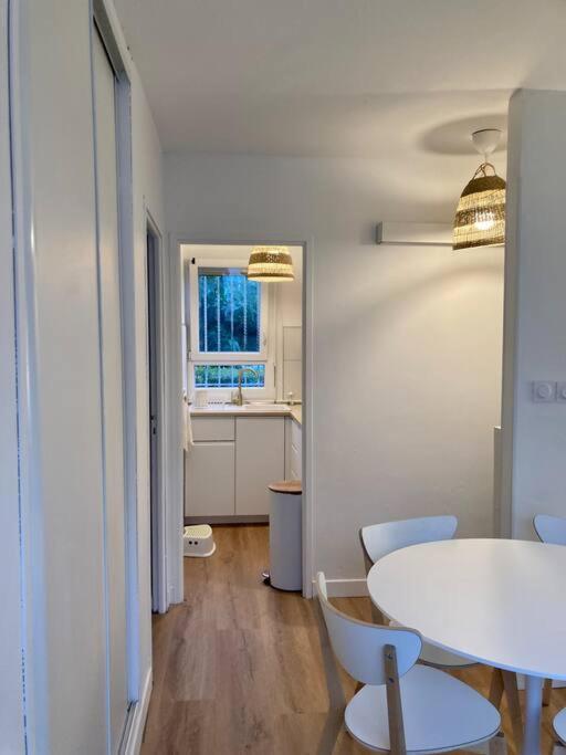 Le Grand Large 3 Pieces En Rez De Jardin, Avec Terrasse Et Acces Direct A La Plage A Pied Ле Баркарес Экстерьер фото